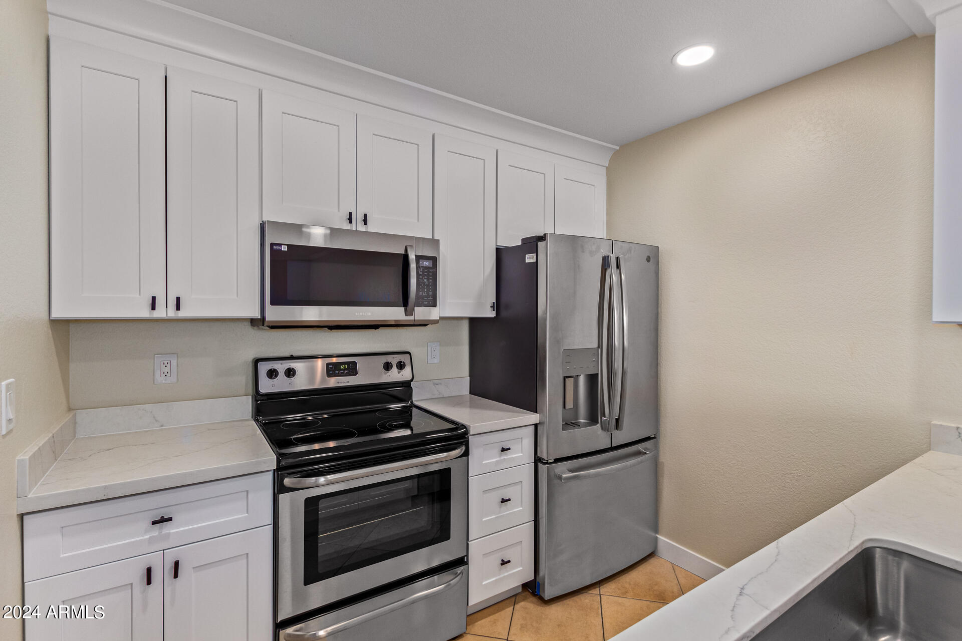 510 North Alma School Road, Unit 145 Mesa, AZ 85201 - Photo 10 of 25 0012-11-Alam School