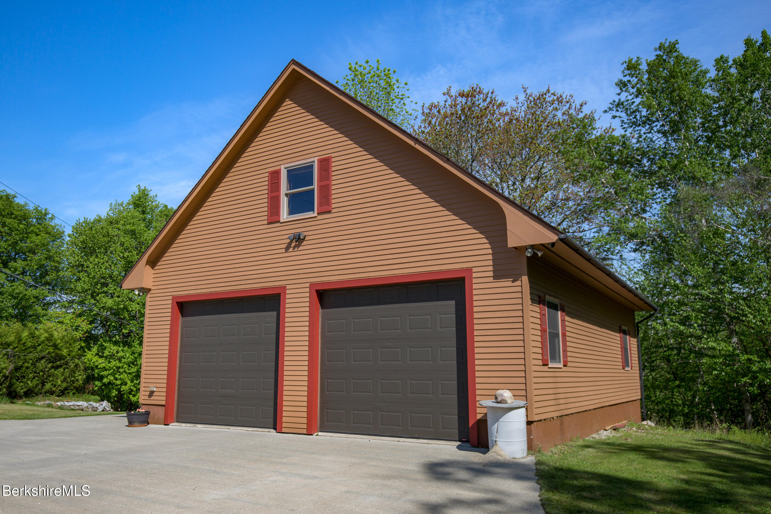 222 Brough Road Cheshire, MA 01225 - Photo 3 of 46 Shop/garage
