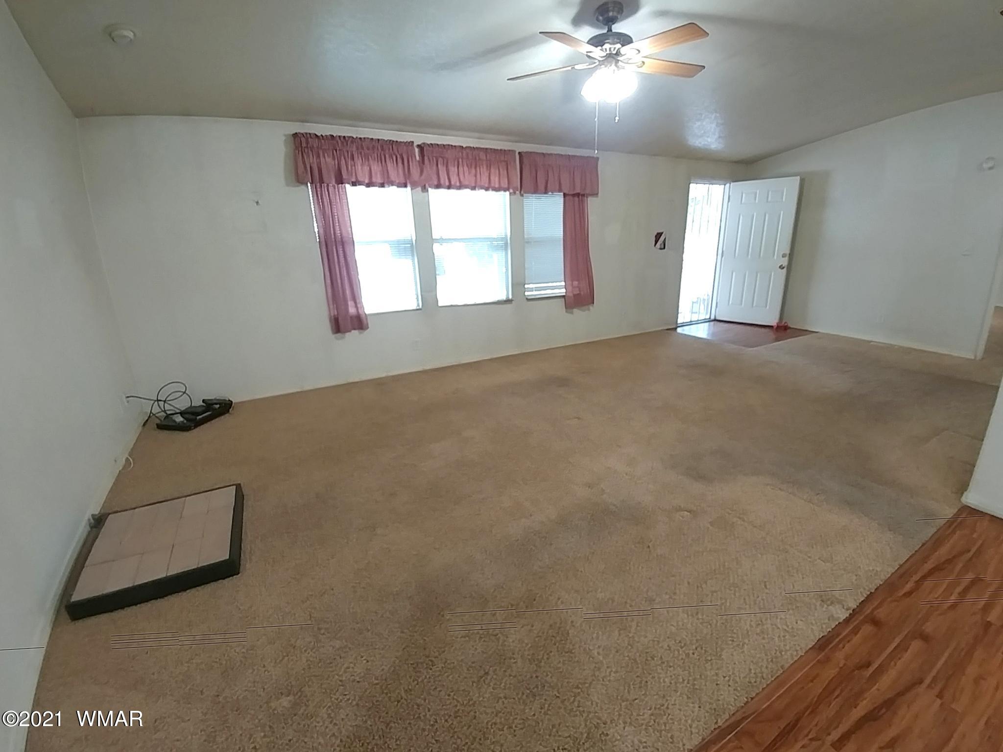 2921 Pine Rim Road Overgaard, AZ 85933 - Photo 11 of 38