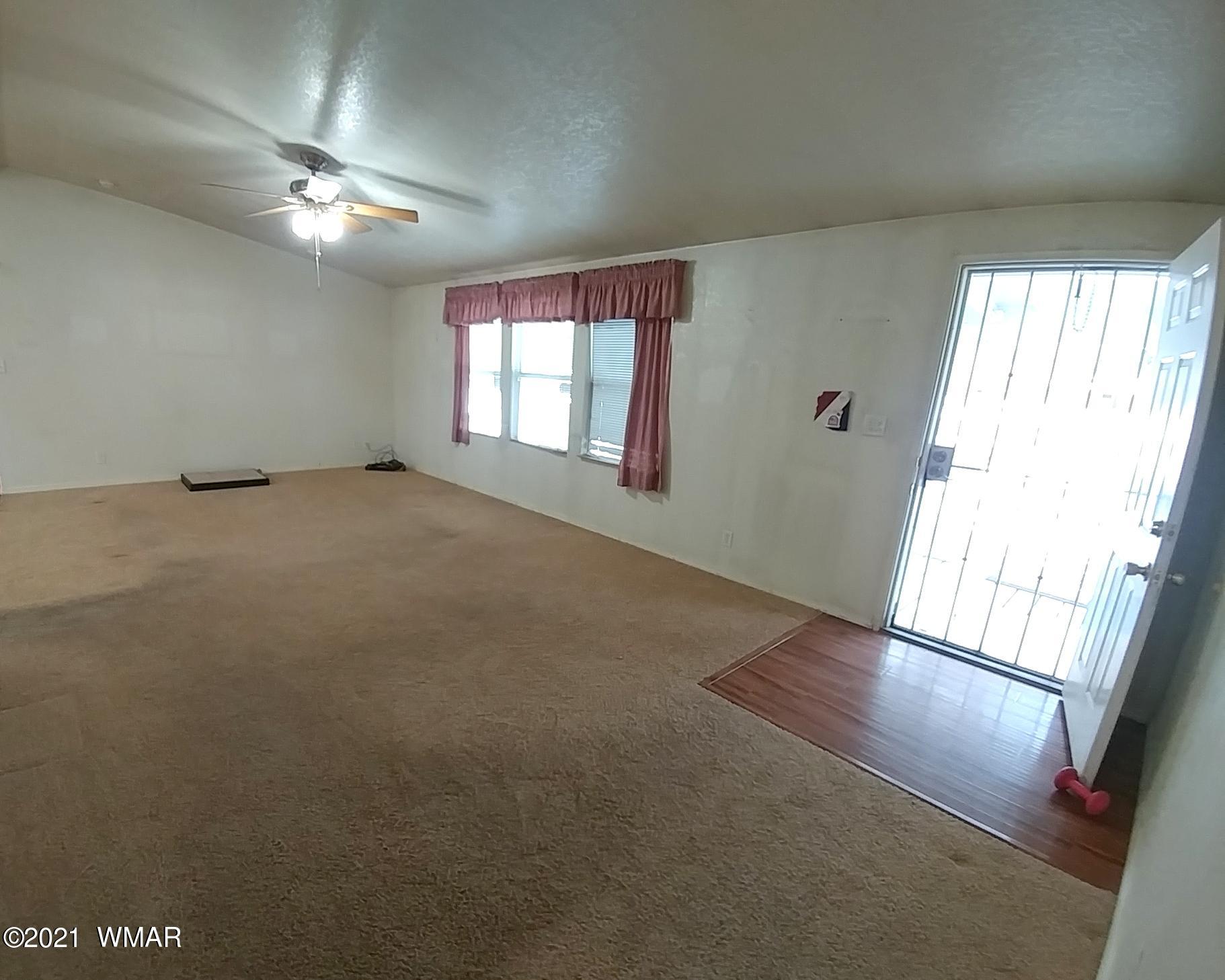 2921 Pine Rim Road Overgaard, AZ 85933 - Photo 10 of 38