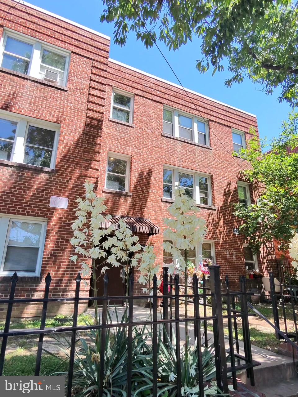 356 Raleigh Street Southeast Washington, DC 20032 - Photo 3 of 24