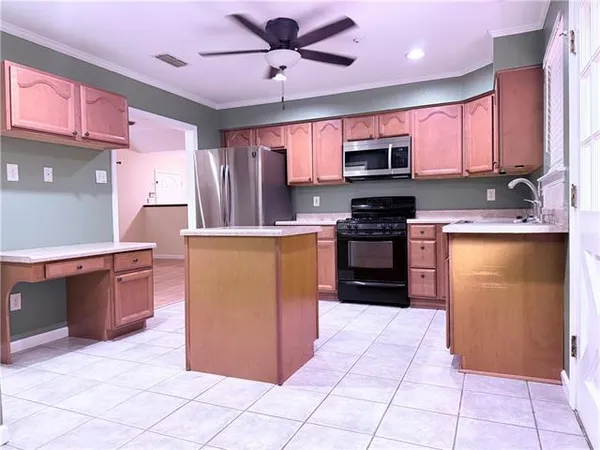 $2,300 | 4245 Illinois Avenue, Kenner, LA 70065