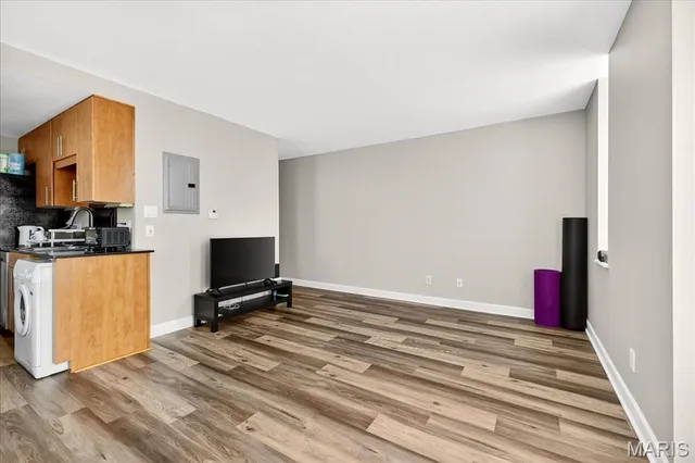 $90,000 | 5696 Kingsbury Avenue, Unit 406, St. Louis, MO 63112