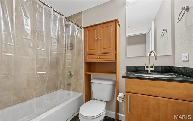 $90,000 | 5696 Kingsbury Avenue, Unit 406, St. Louis, MO 63112