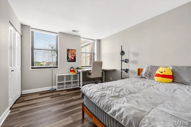 $90,000 | 5696 Kingsbury Avenue, Unit 406, St. Louis, MO 63112