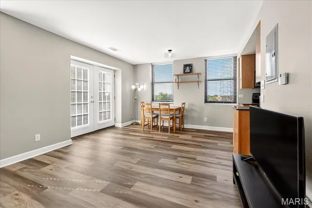 $90,000 | 5696 Kingsbury Avenue, Unit 406, St. Louis, MO 63112