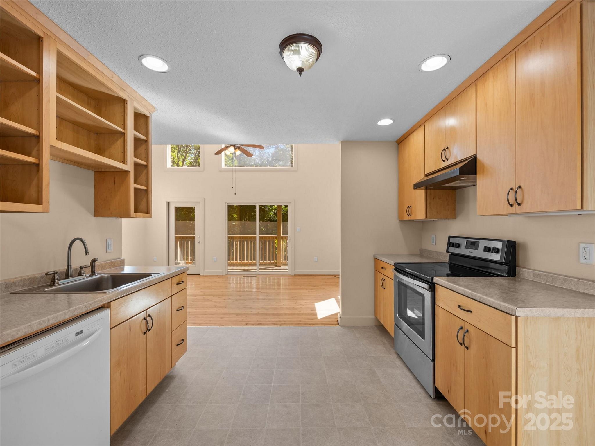 129 Franklin Road Swannanoa, NC 28778 - Photo 22 of 47