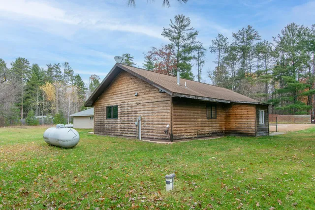 $249,000 | 47011 185th Avenue, McGregor, MN 55760