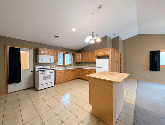 $249,000 | 47011 185th Avenue, McGregor, MN 55760