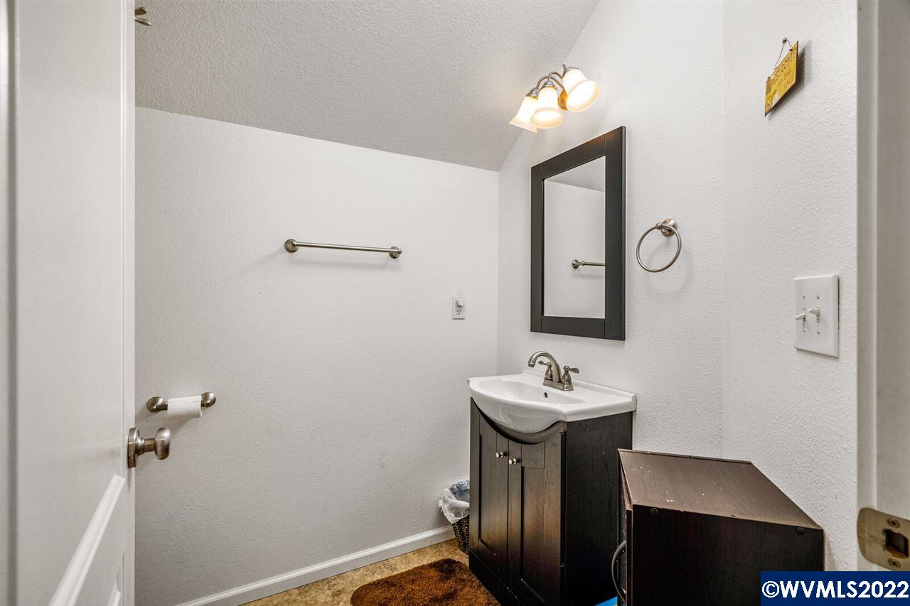 27797 Riggs Hill Road Foster, OR 97345 - Photo 31 of 42 Gallery Image 31