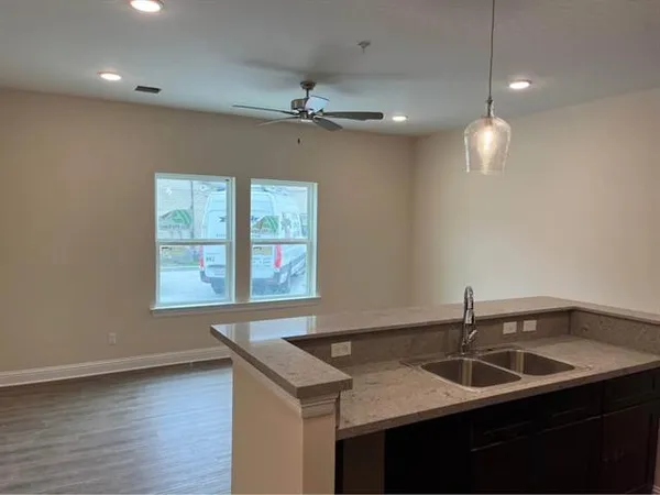 $1,650 | 686 Central Avenue, Unit 102, Jefferson, LA 70121