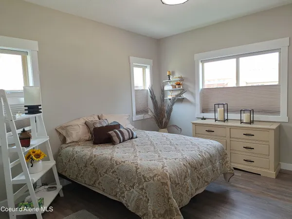 $419,500 | 26 Ironwood Drive, Blanchard, ID 83804