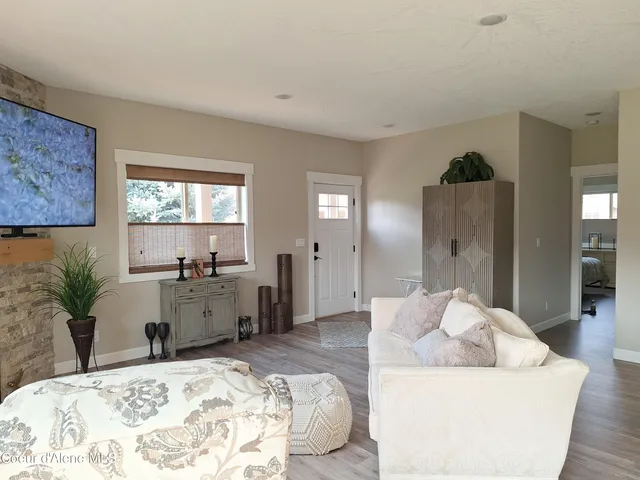 $430,000 | 26 Ironwood Drive, Blanchard, ID 83804