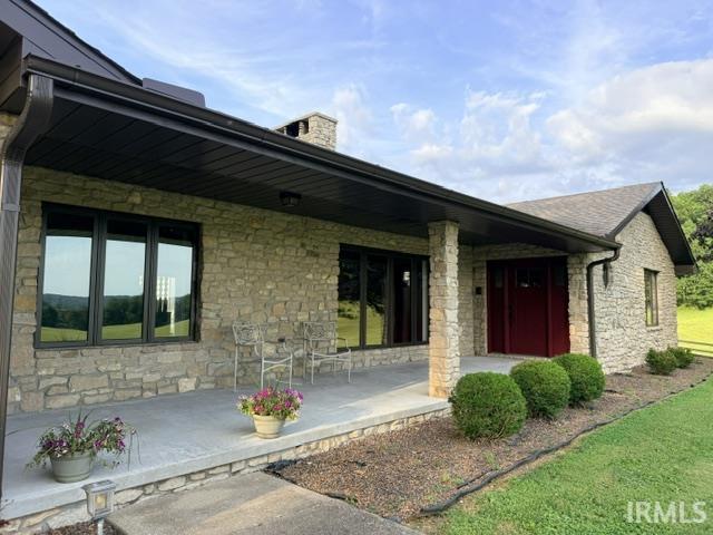 1300 Old Farm Road Bedford, IN 47421 - Photo 2 of 32