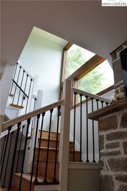 146 Trillium Ridge Boone, NC 28607 - Photo 27 of 41 a view of entryway