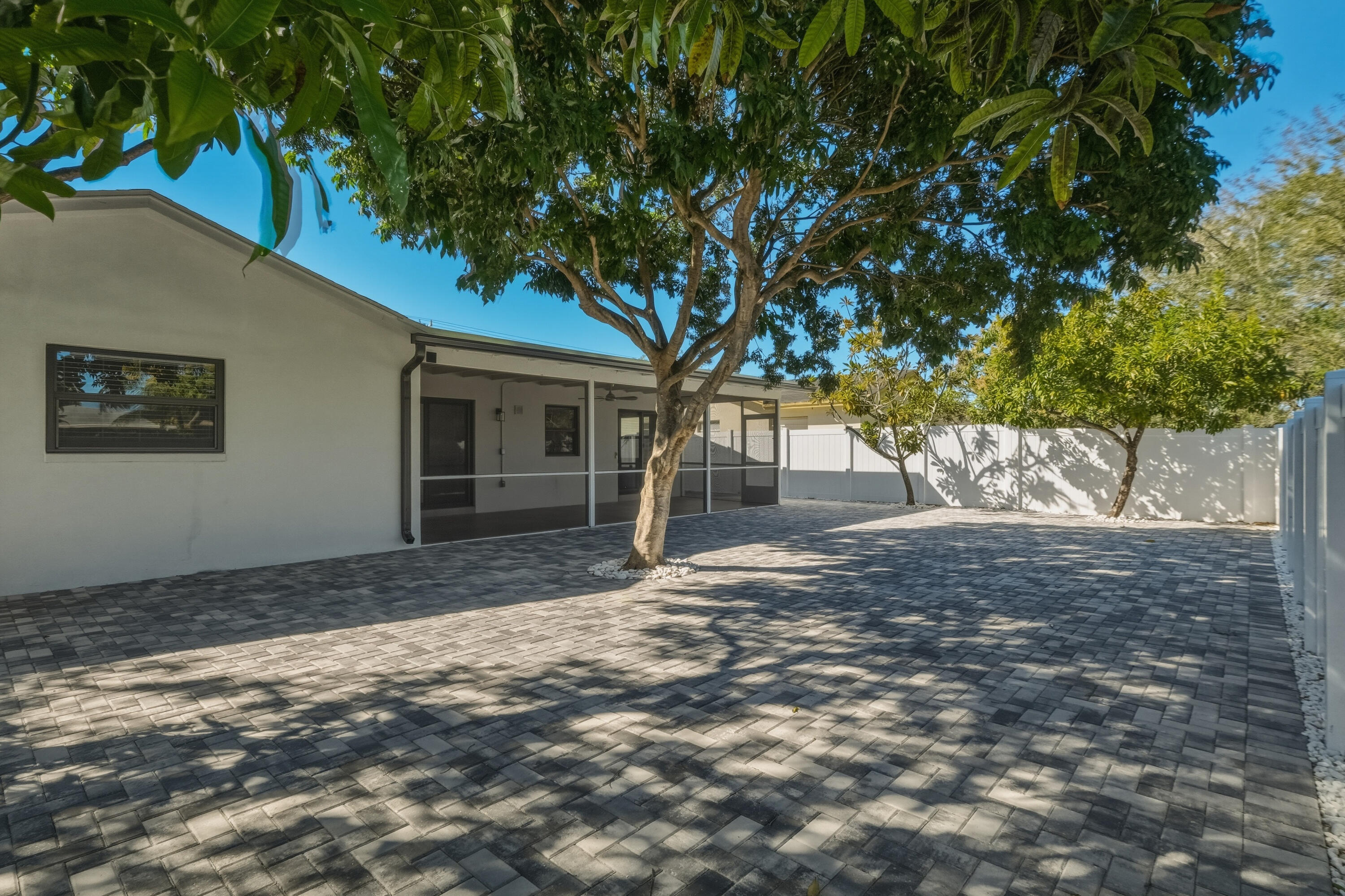 22390 Southwest 66th Avenue Boca Raton, FL 33428 - Photo 50 of 58 22390 SW 66th Ave-52