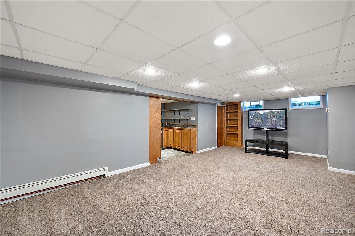 4403 Amherst Road Royal Oak, MI 48073 - Photo 38 of 60 Family Room/Rec Room