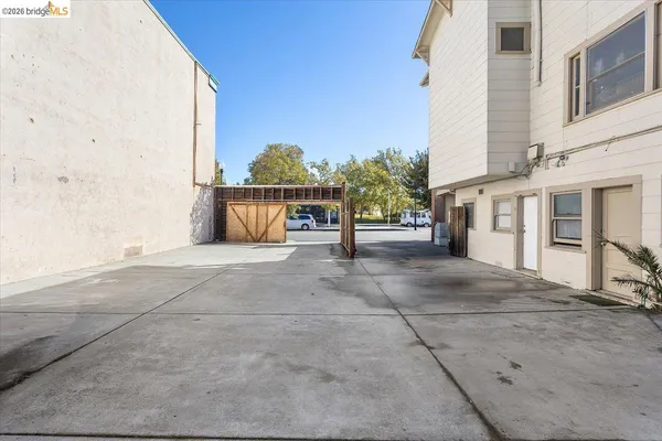 $1,095,000 | 815 Main Street, Suisun City, CA 94585