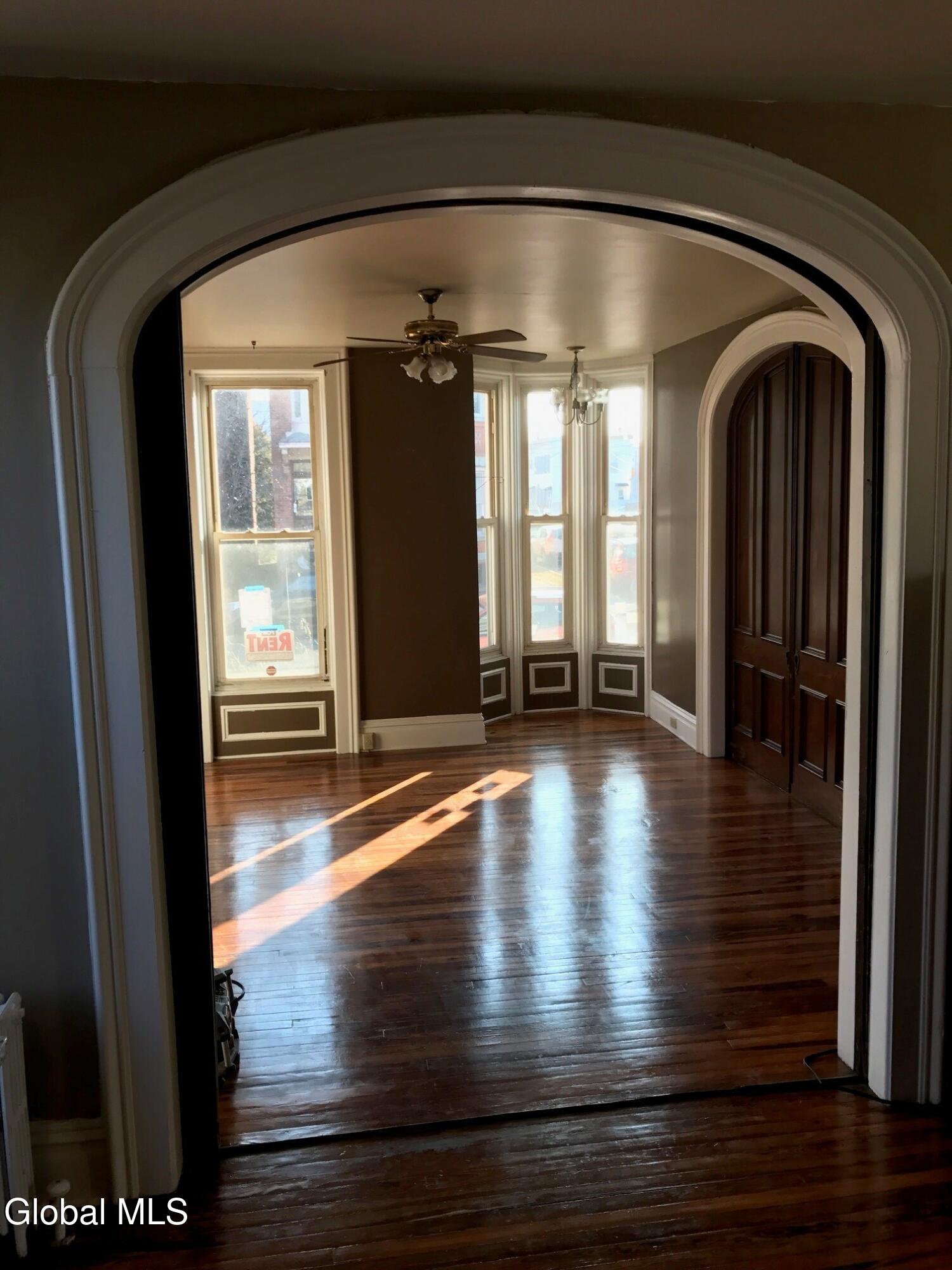 821 23rd Street, Unit 1 Watervliet, NY 12189 - Photo 6 of 12 living room
