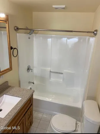 $1,350 | 821 23rd Street, Unit 1, Watervliet, NY 12189