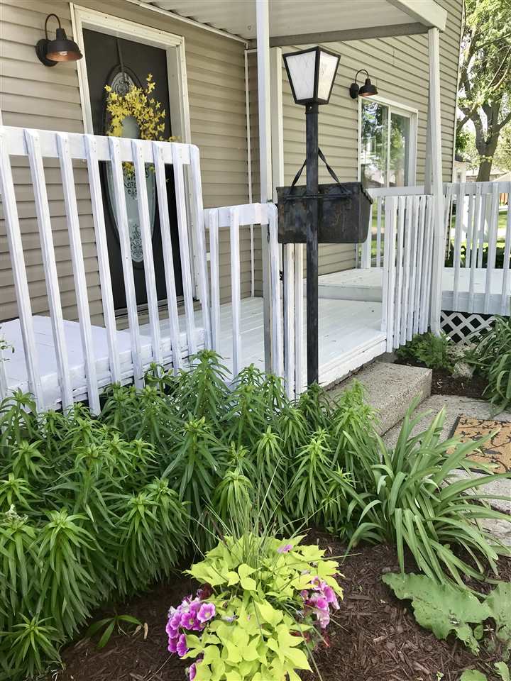 224 West Oak Street Butler, IN 46721 - Photo 2 of 21