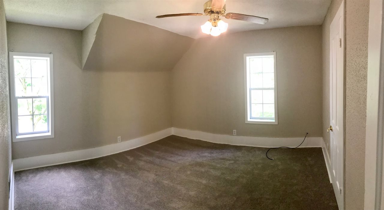 224 West Oak Street Butler, IN 46721 - Photo 6 of 21