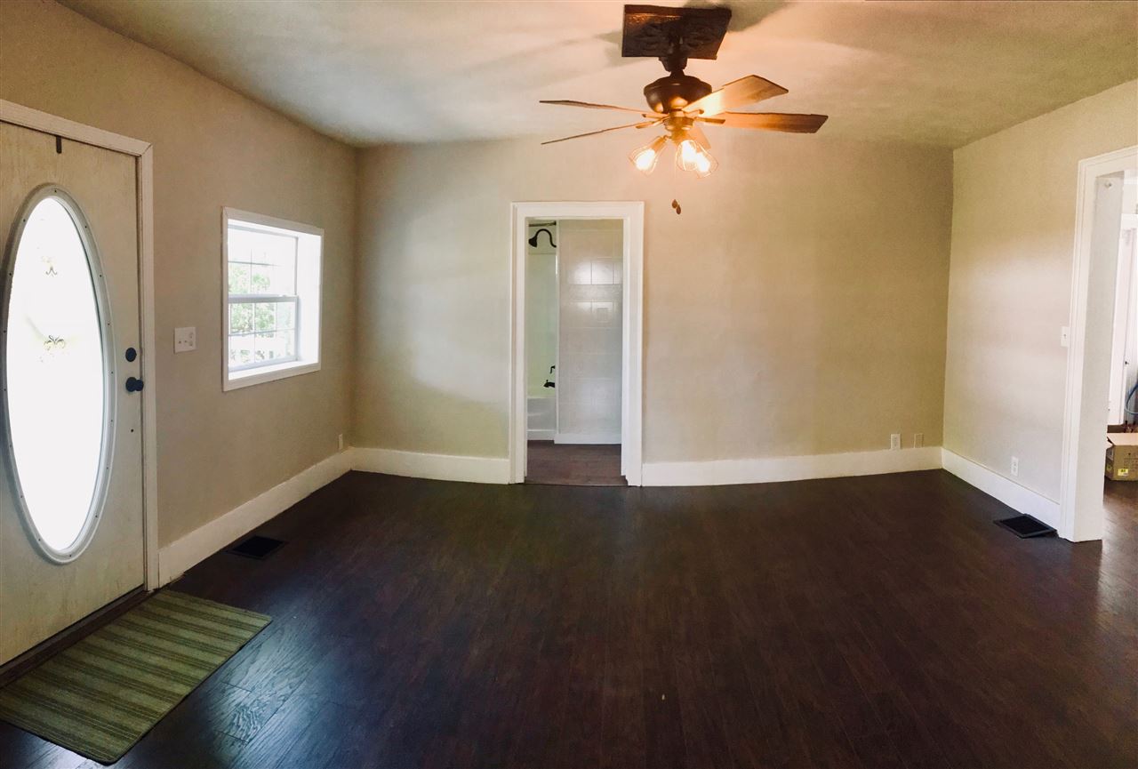 224 West Oak Street Butler, IN 46721 - Photo 7 of 21