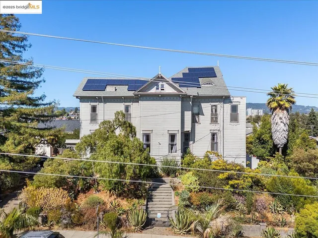 $2,495,000 | 1218 East 21st Street, Oakland, CA 94606