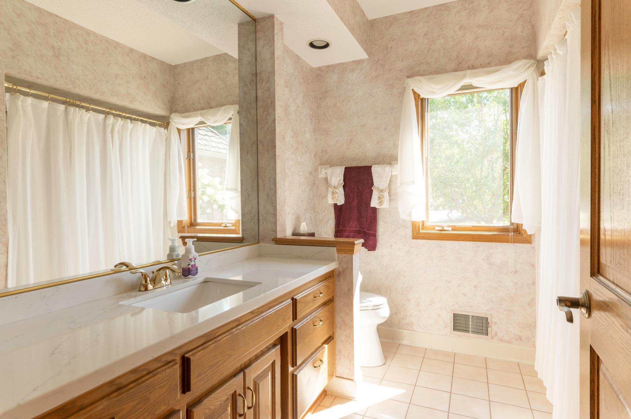 5991 Ridge Creek Road Shoreview, MN 55126 - Photo 23 of 38 Gallery Image 23