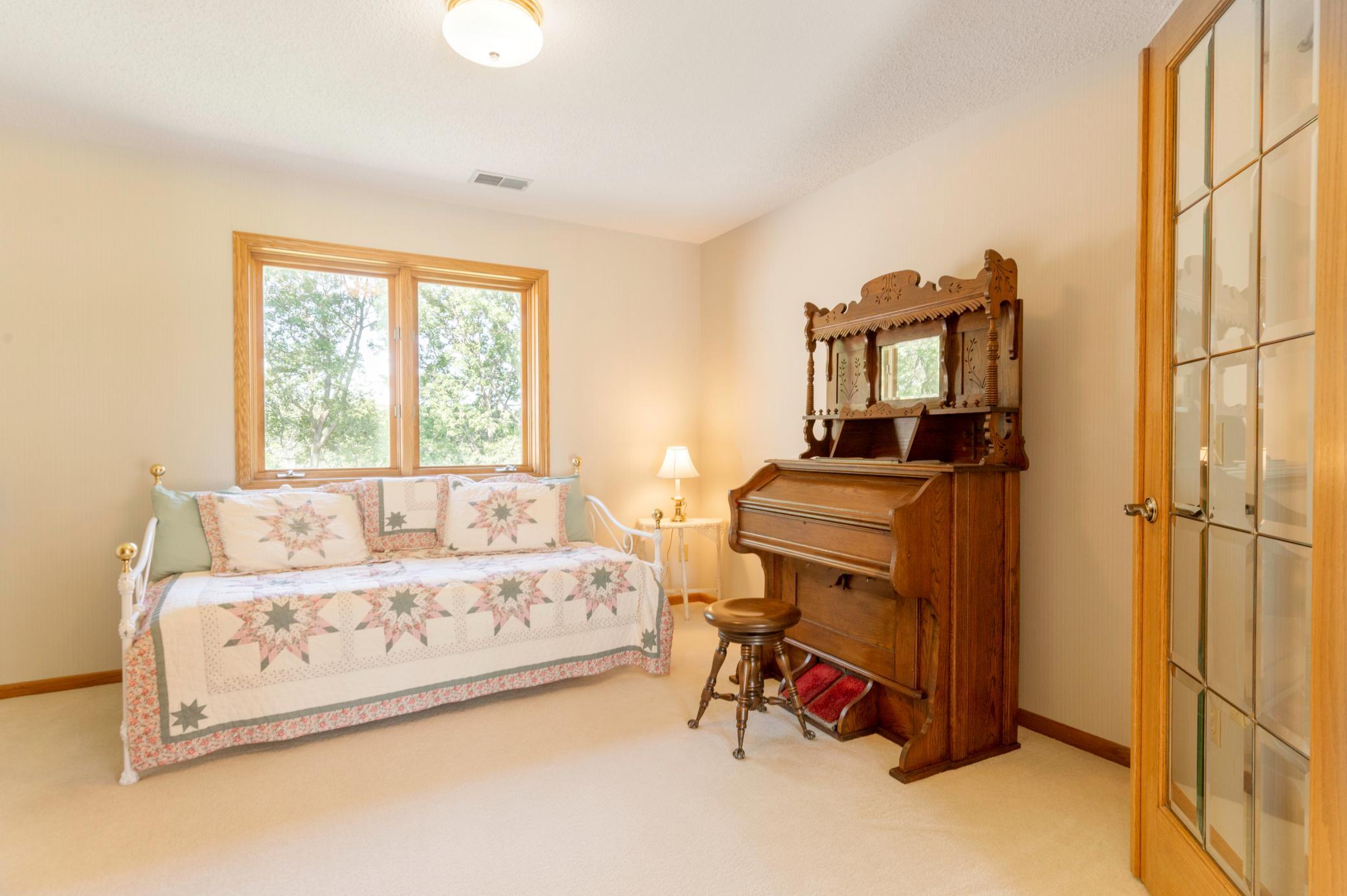5991 Ridge Creek Road Shoreview, MN 55126 - Photo 27 of 38 Gallery Image 27