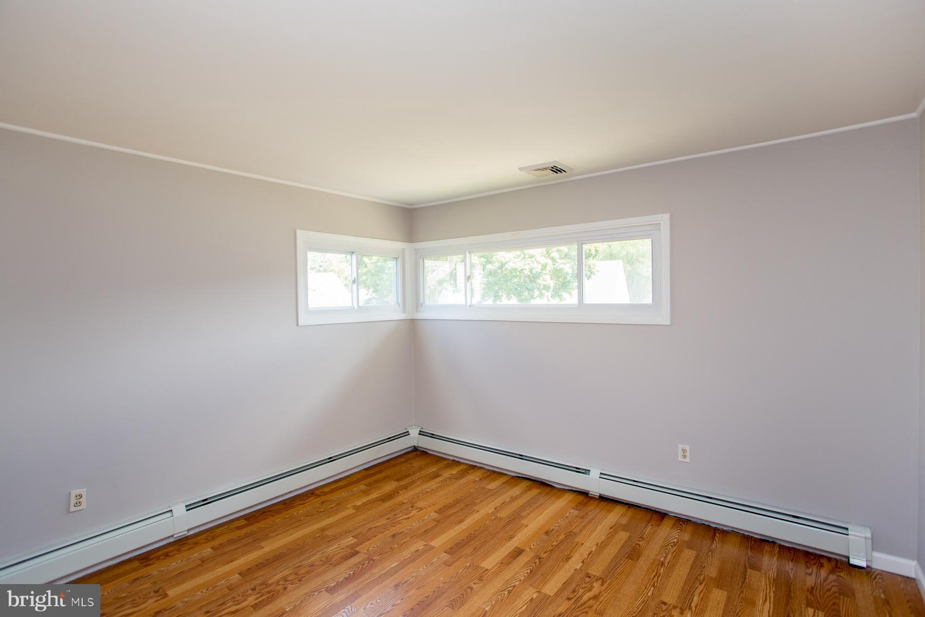 15 Violet Road Levittown, PA 19057 - Photo 29 of 59