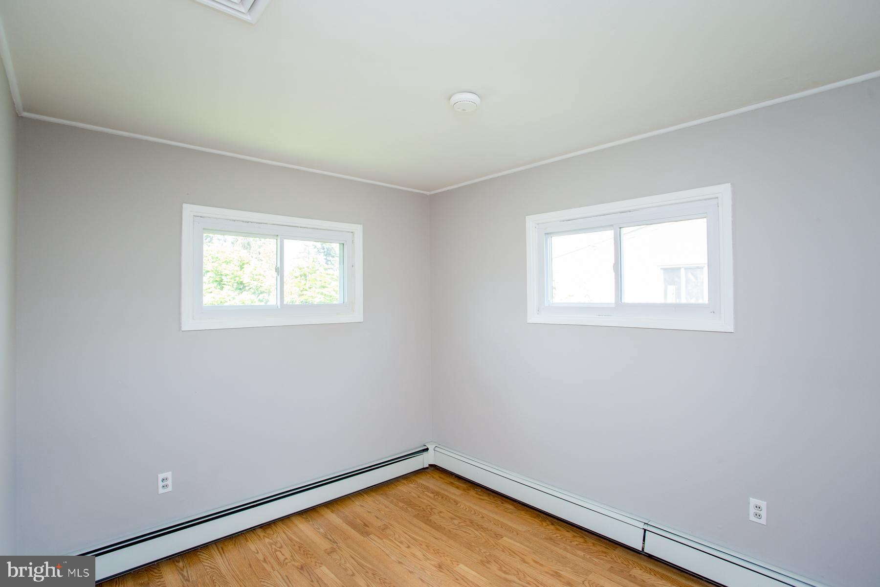 15 Violet Road Levittown, PA 19057 - Photo 33 of 59