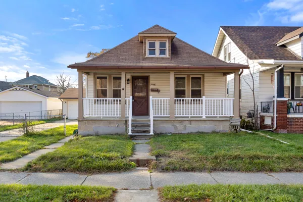 $179,900 | 1114 2nd Street, Wyandotte, MI 48192