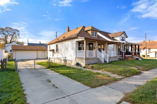 $189,900 | 1114 2nd Street, Wyandotte, MI 48192