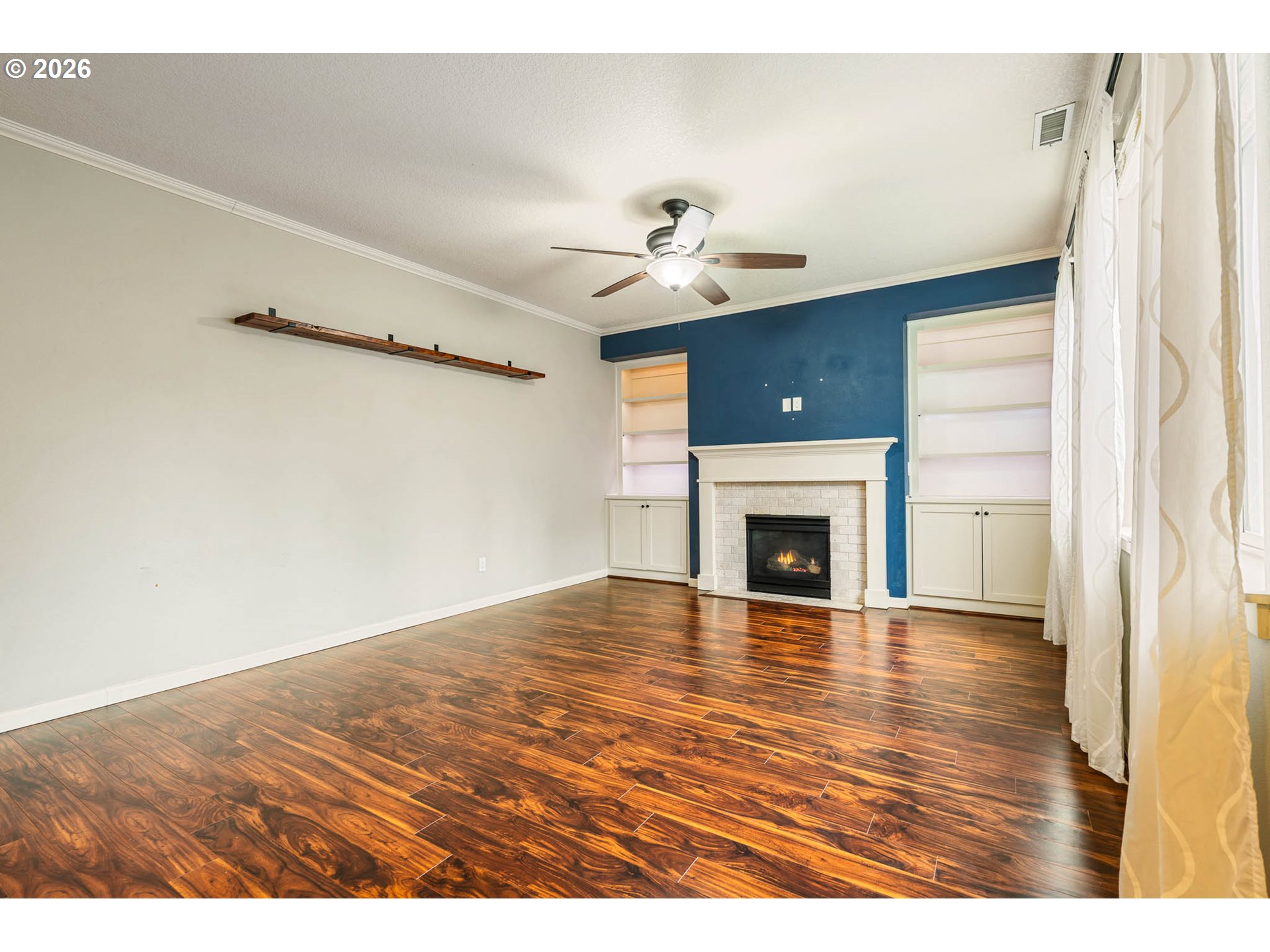 3665 P Loop Washougal, WA 98671 - Photo 16 of 47 Living Room