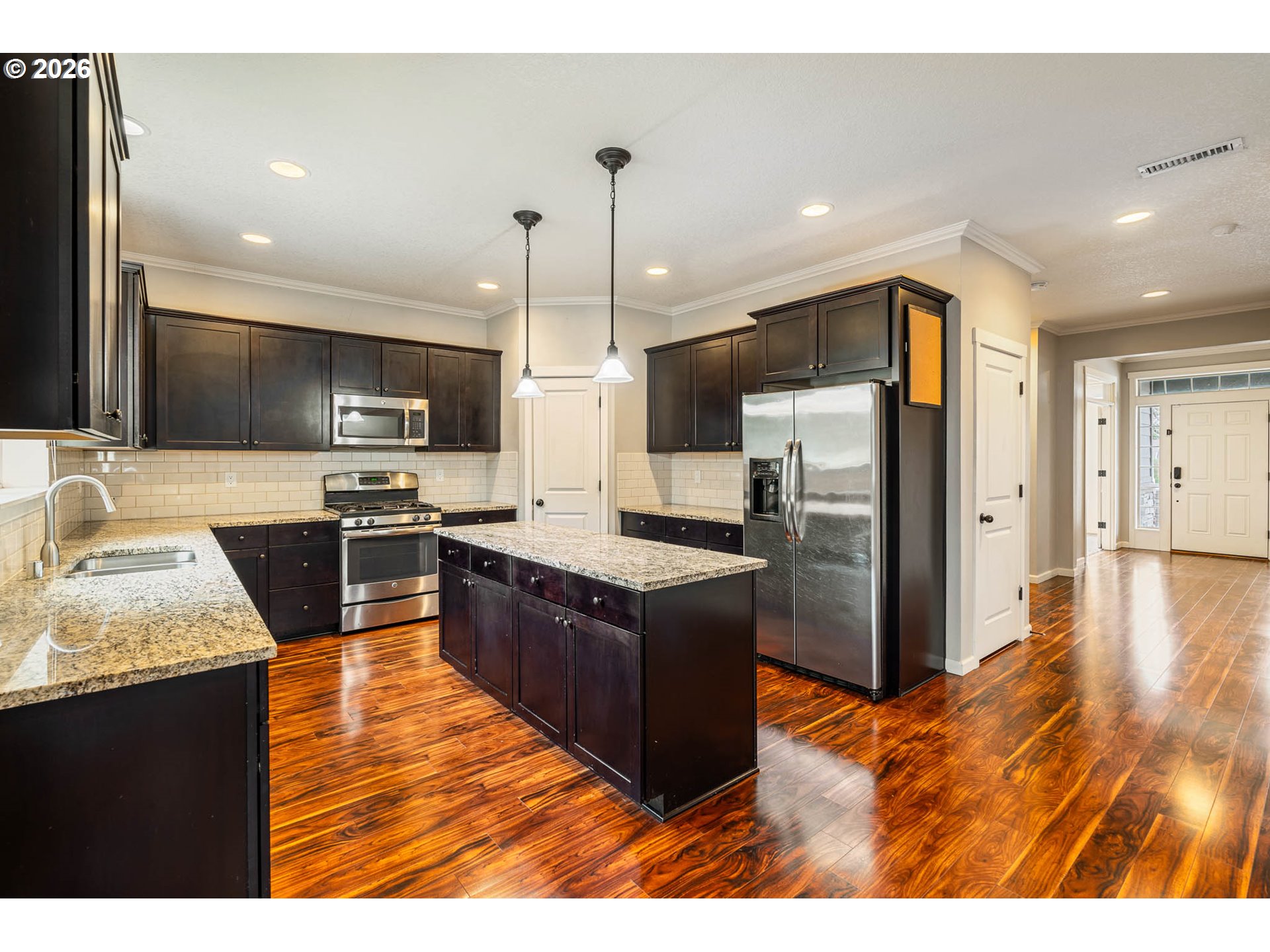 3665 P Loop Washougal, WA 98671 - Photo 8 of 47 Kitchen