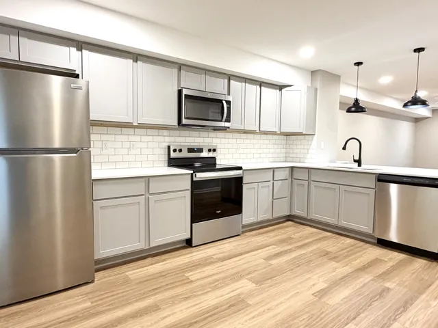 $1,450 | 511 Glenstone Springs Drive, Clarksville, TN 37043