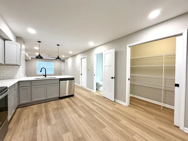 $1,395 | 511 Glenstone Springs Drive, Clarksville, TN 37043