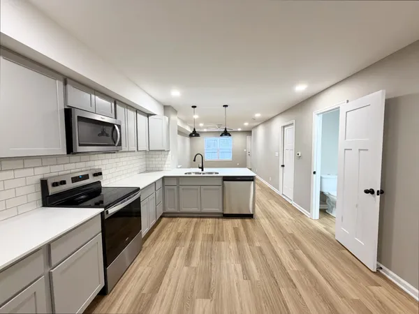 $1,395 | 511 Glenstone Springs Drive, Clarksville, TN 37043