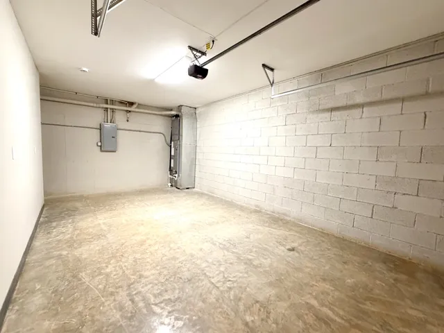 $1,450 | 511 Glenstone Springs Drive, Clarksville, TN 37043