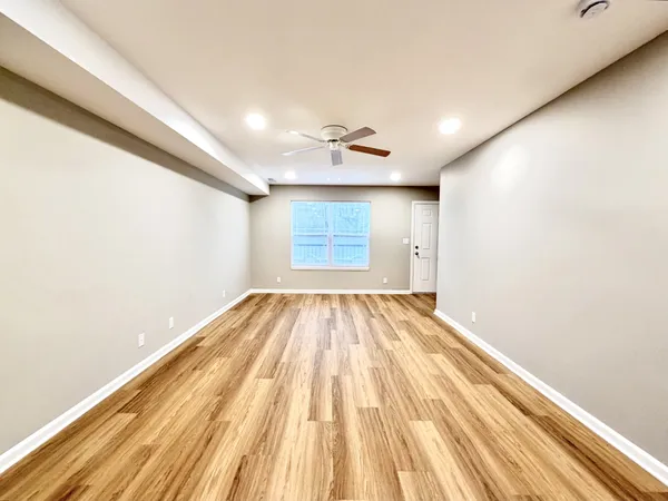 $1,395 | 511 Glenstone Springs Drive, Clarksville, TN 37043