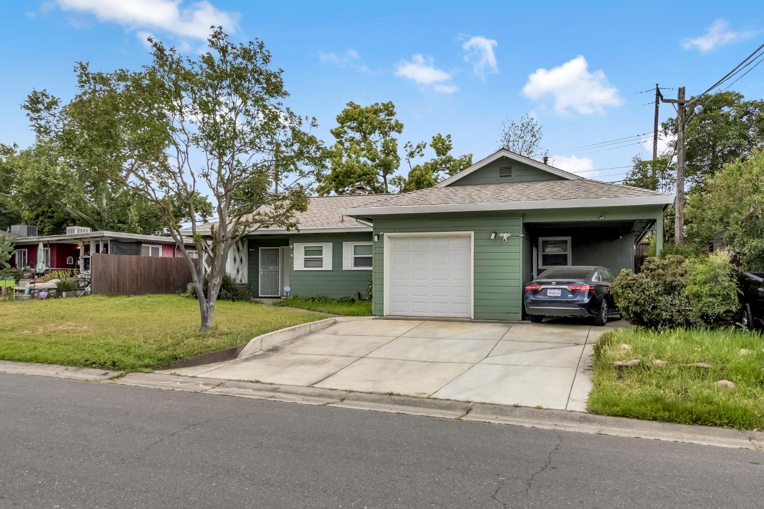 2516 Hernando Road Sacramento, CA 95825 - Photo 4 of 23