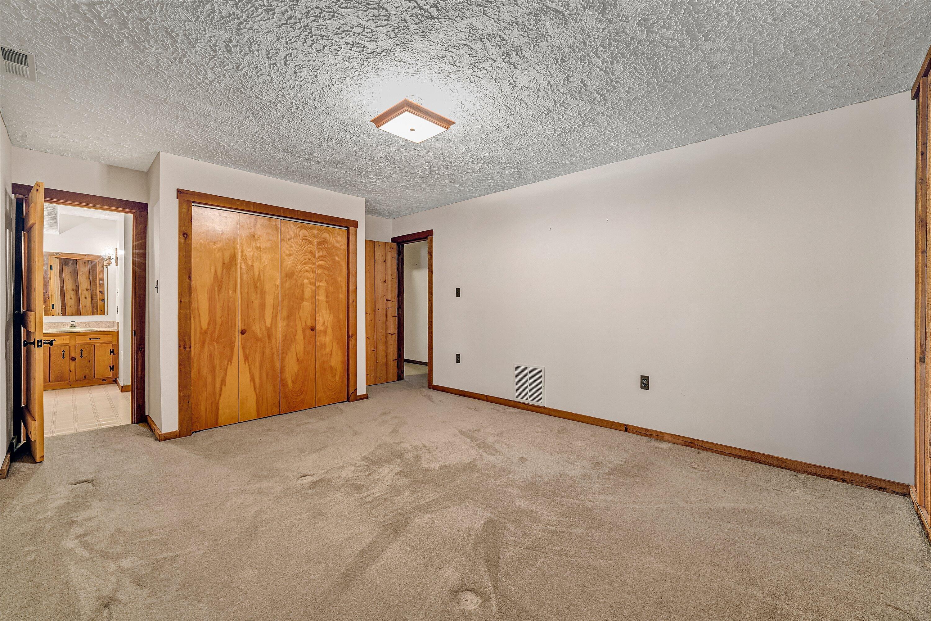 211 Wilderness Way Moneta, VA 24121 - Photo 23 of 41 32-SGP-70