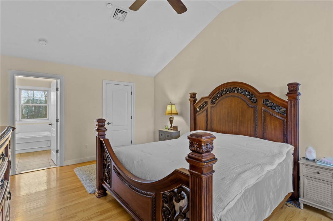 204 Touisset Road Warren, RI 02885 - Photo 29 of 47