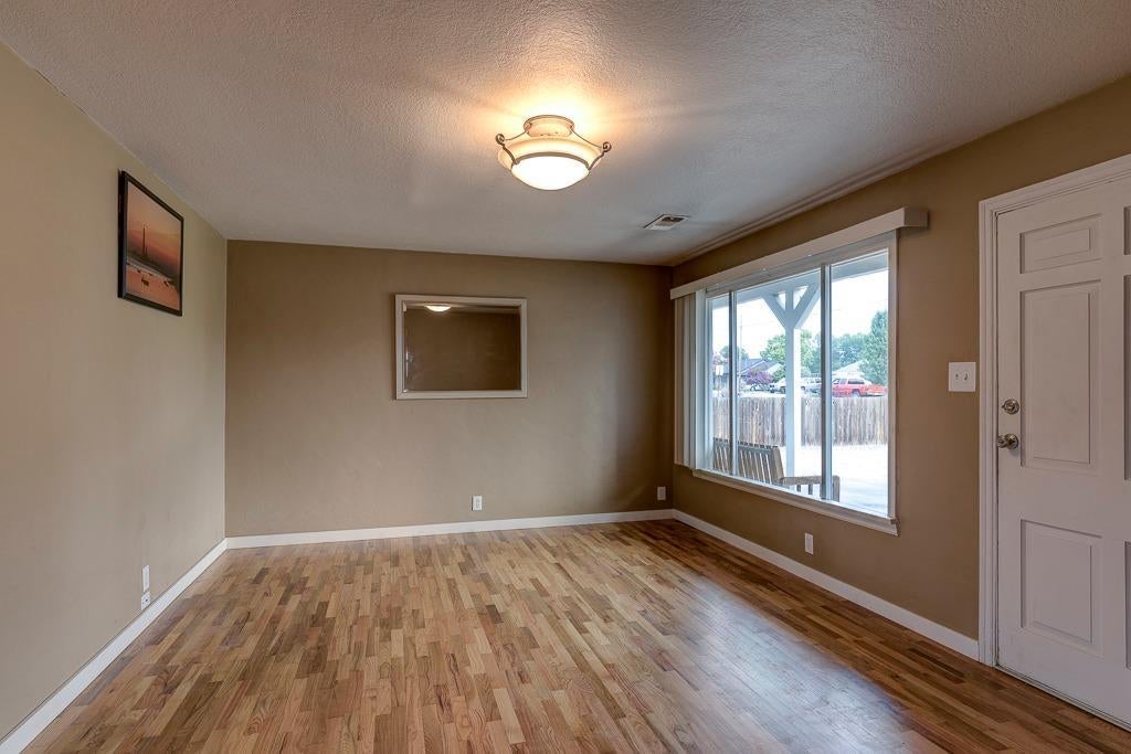 1939 Roberts Road Medford, OR 97504 - Photo 10 of 27 Additional Photo