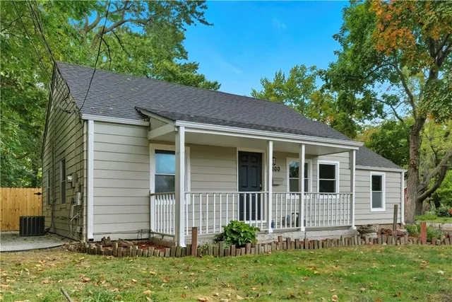 $365,000 | 8100 Lowell Avenue, Overland Park, KS 66204