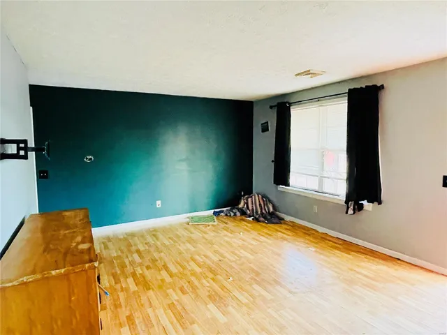 $115,000 | 1013 West County Road, Jerseyville, IL 62052