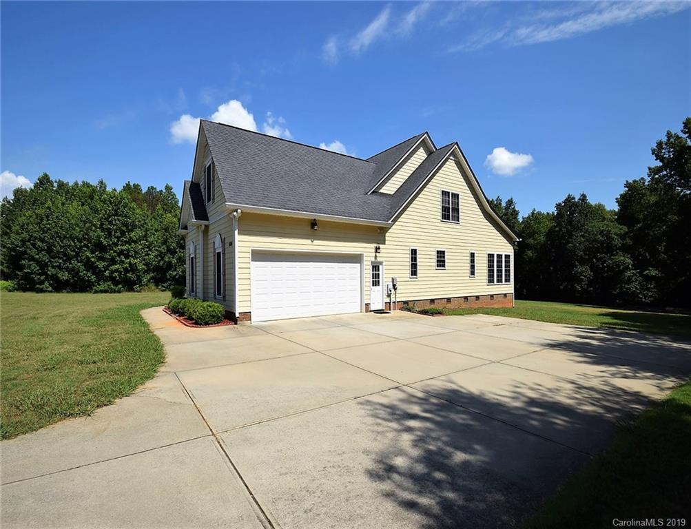 6804 Long Road Mint Hill, NC 28227 - Photo 3 of 35 Gallery Image 3