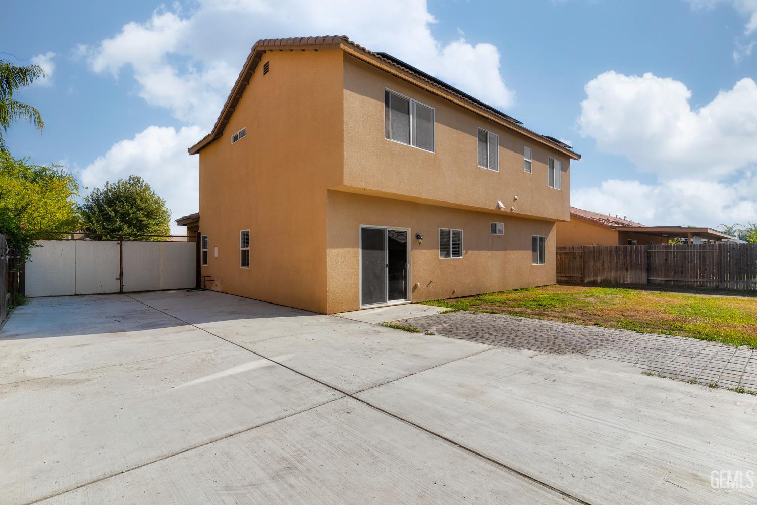 Undisclosed Address Wasco, CA 93280 - Photo 5 of 25