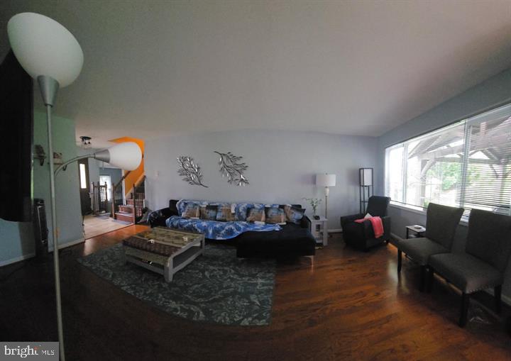 17404 Hughes Road Poolesville, MD 20837 - Photo 5 of 15 Spacious living area with natural light.